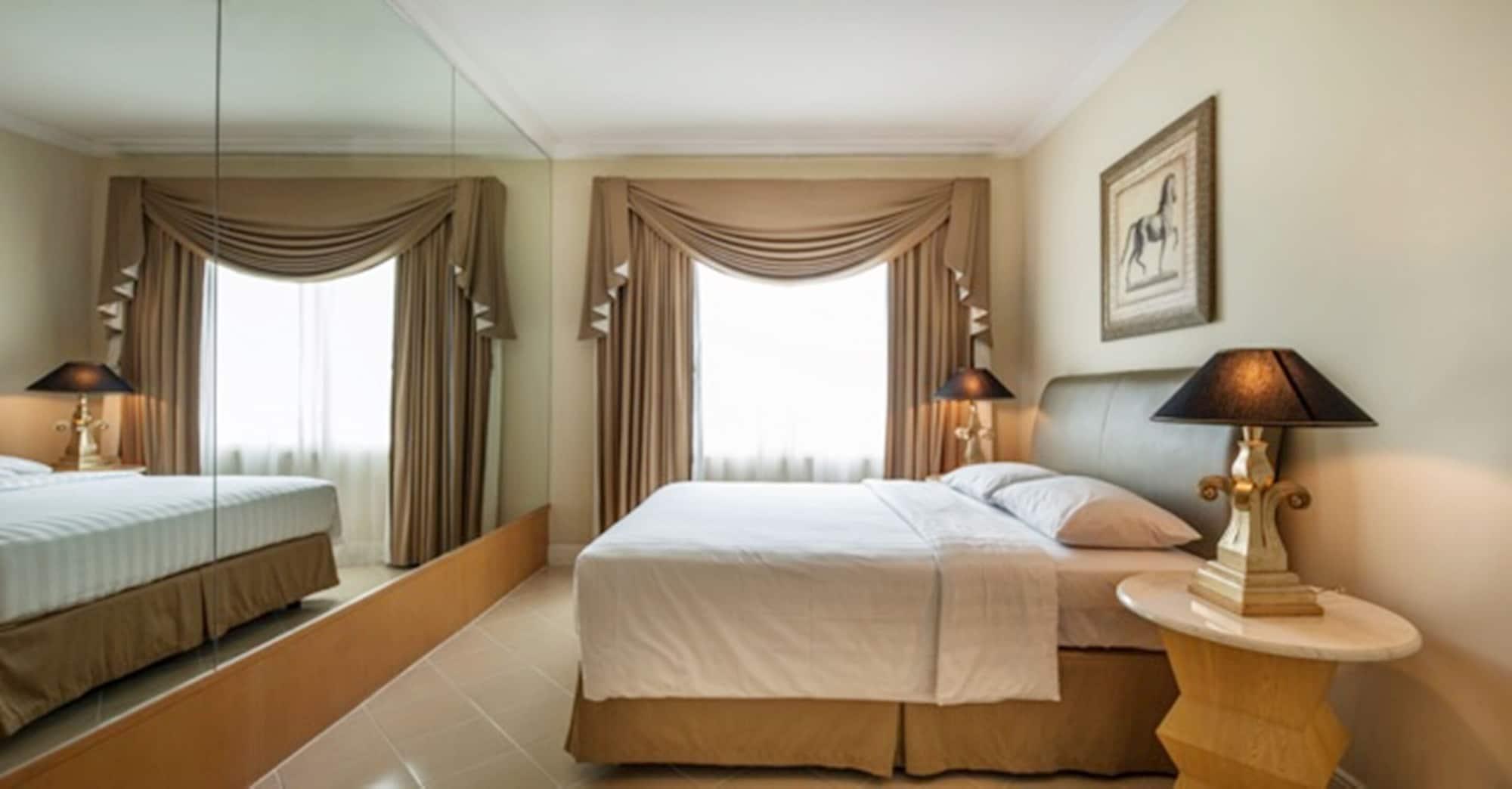 Batavia Hotel & Serviced Apartments Jakarta Kültér fotó