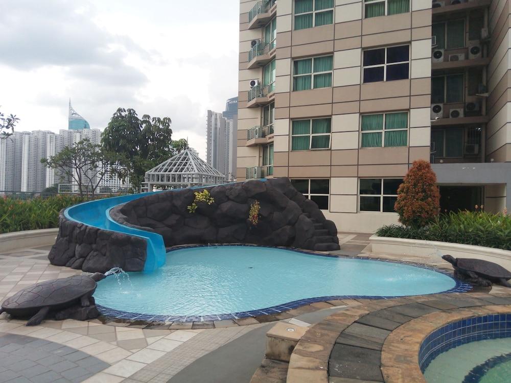 Batavia Hotel & Serviced Apartments Jakarta Kültér fotó