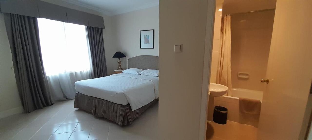 Batavia Hotel & Serviced Apartments Jakarta Kültér fotó