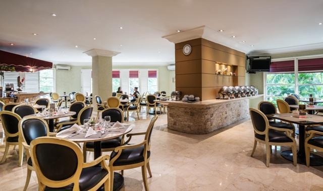 Batavia Hotel & Serviced Apartments Jakarta Kültér fotó